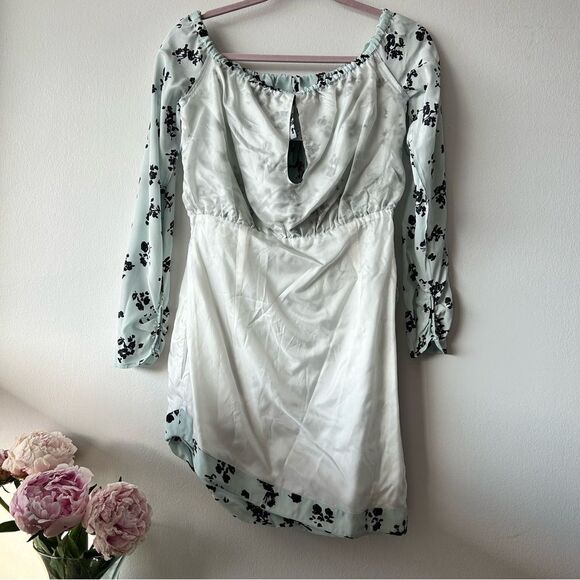 Alessandra Rich Off-The-Shoulder Rose Printed Silk Mini Dress - Picture 12 of 16